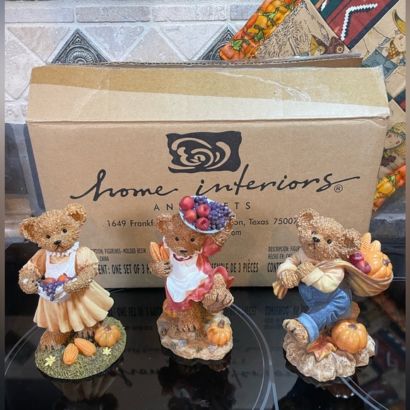 New Fall harvest bears set of three from home interiors and gifts resin - Picture 1 of 7